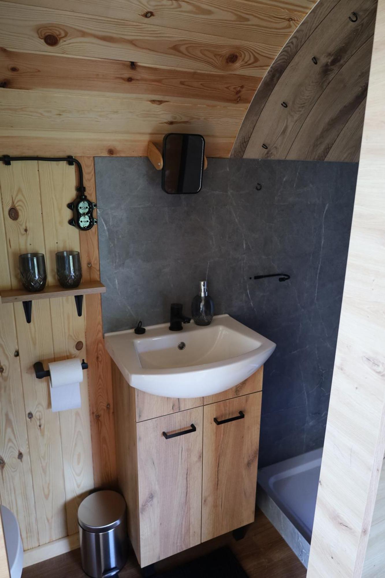 Oaza Swiety Spokoj - Domek Z Balia I Jacuzzi Rzasnik Bagian luar foto